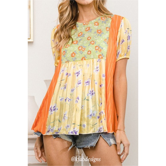 ❤️LAST ONE! Amazing Color Block Color Print Floral Swing Top! - Picture 2 of 6